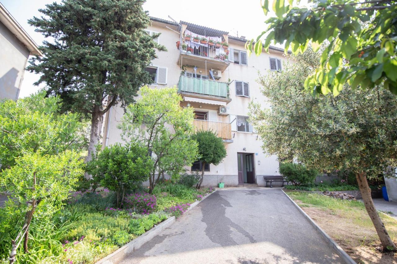 סנג' Apartman Gara מראה חיצוני תמונה