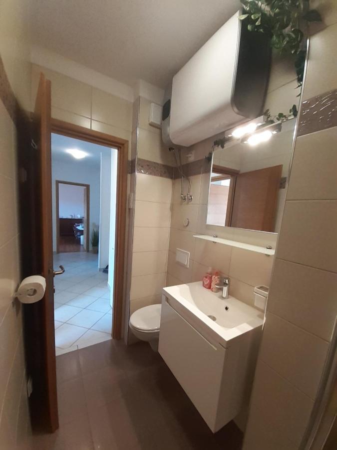 סנג' Apartman Gara מראה חיצוני תמונה